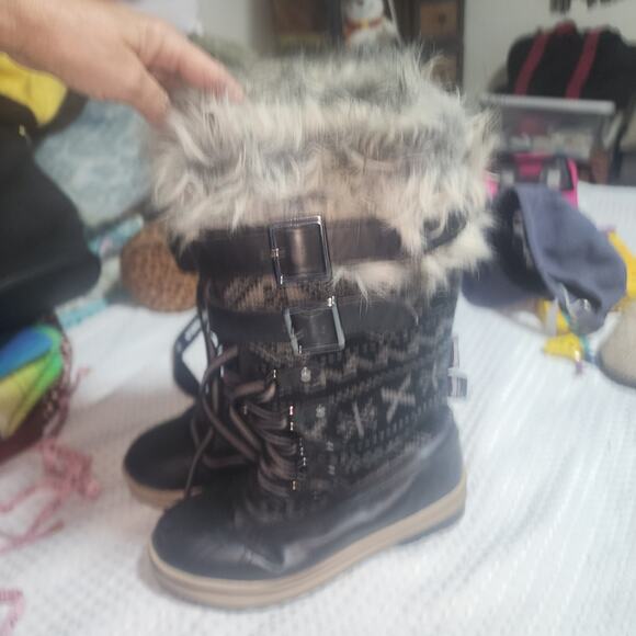 MUK LUKS EUC WOMENS SZ 8 ALLIE LACE UP KNIT SNOW BOOTS WITH INSULATE